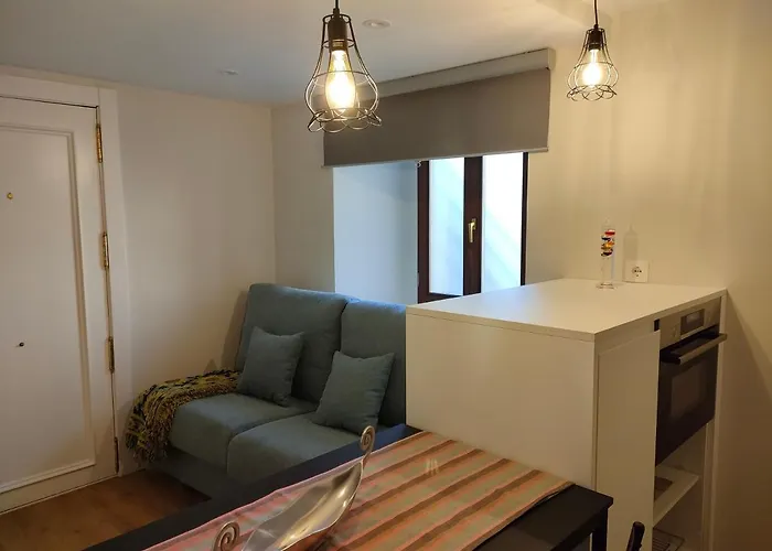 La Antigua Muralla * Burgo